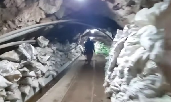 İran Neyşabur (Nişabur) Firuze Madeni Hakkında